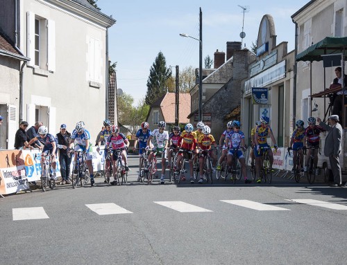 Courses cyclistes à Préaux le 17 avril 2016